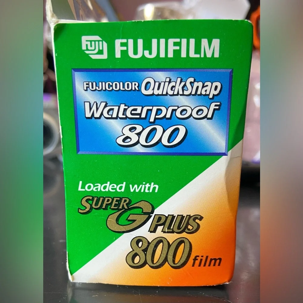 Vintage Fujifilm Waterproof Marine 800 FujiColor 35mm Camera - *Expired 2001*